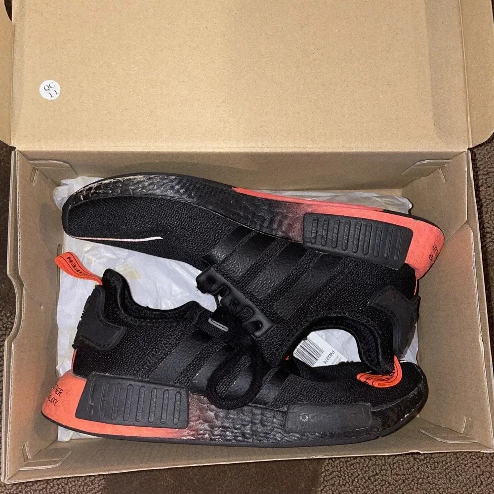 Adidas NMD Star Wars Darth Vader 2019 Mens Size 5/ Women Size 6.5 Shoes Sneakers